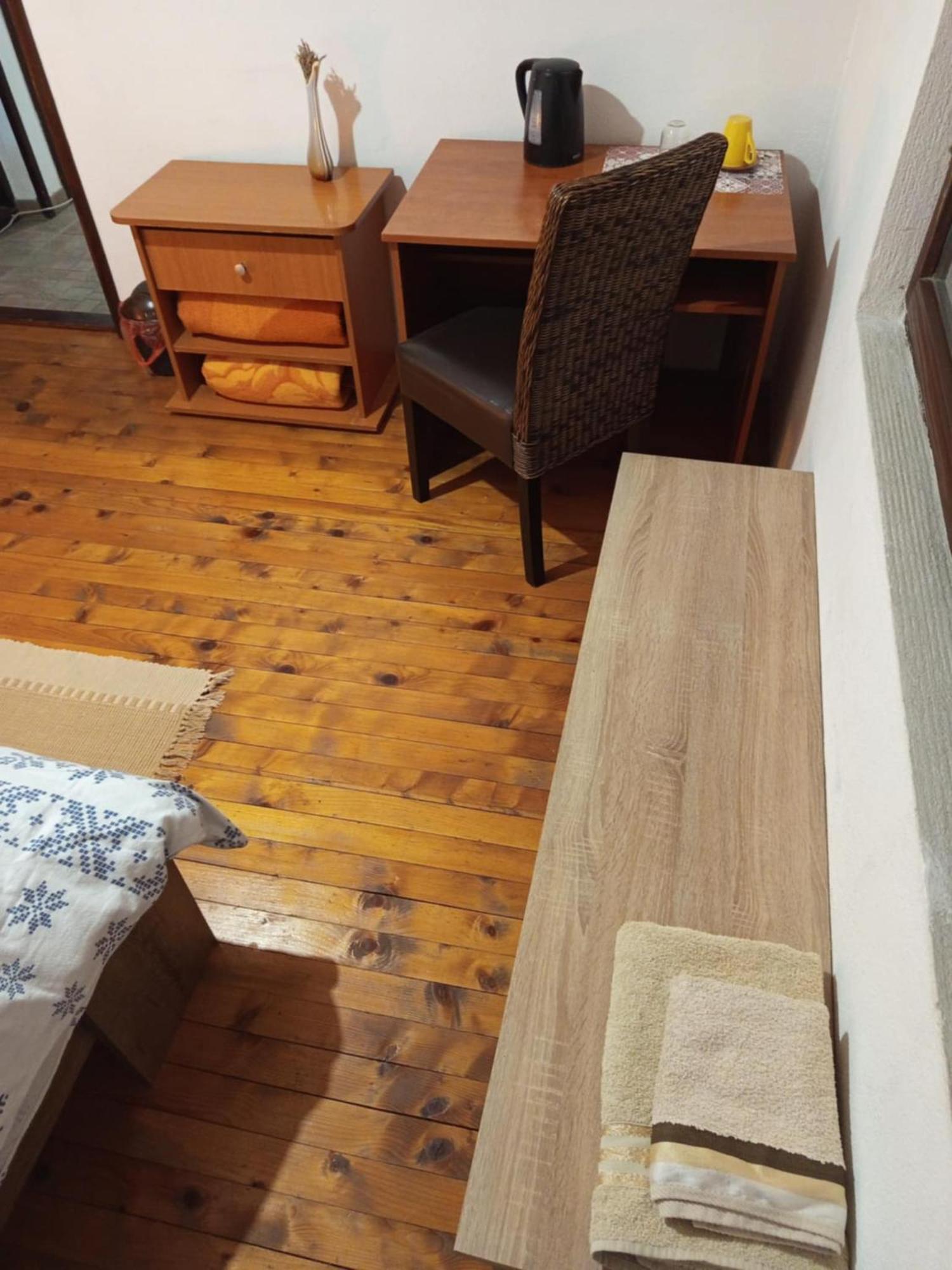 Two Babies Hotel Mostar Ngoại thất bức ảnh